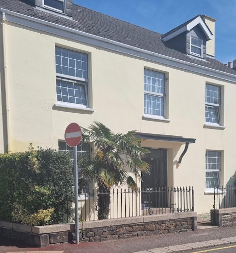 25 Roseville Street